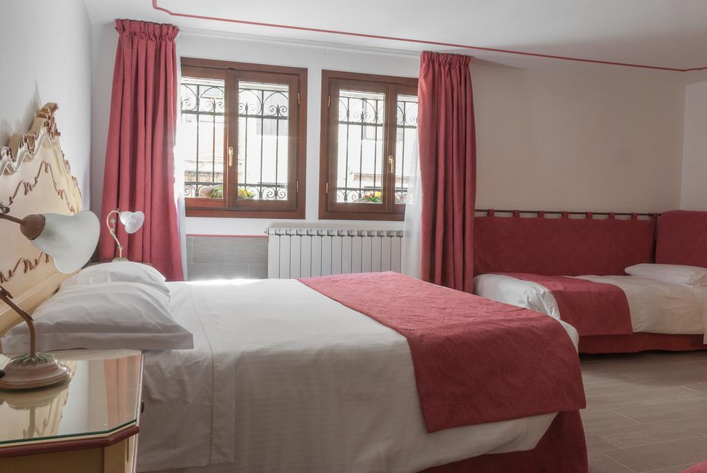 Ca' San Trovaso - 6 Rooms Βενετία Εξωτερικό φωτογραφία